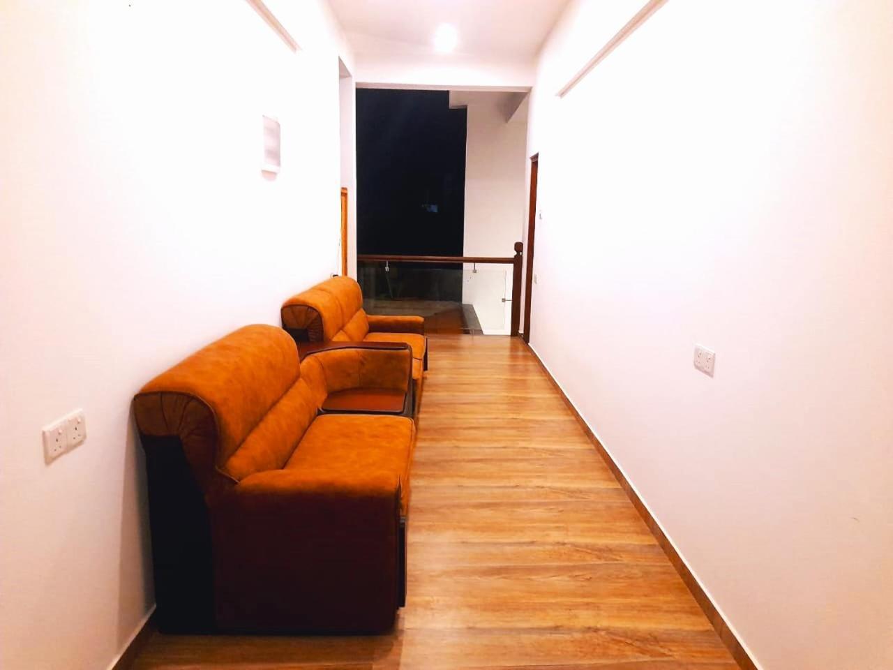 Blue Whales Hotel هيكادوفا المظهر الخارجي الصورة
