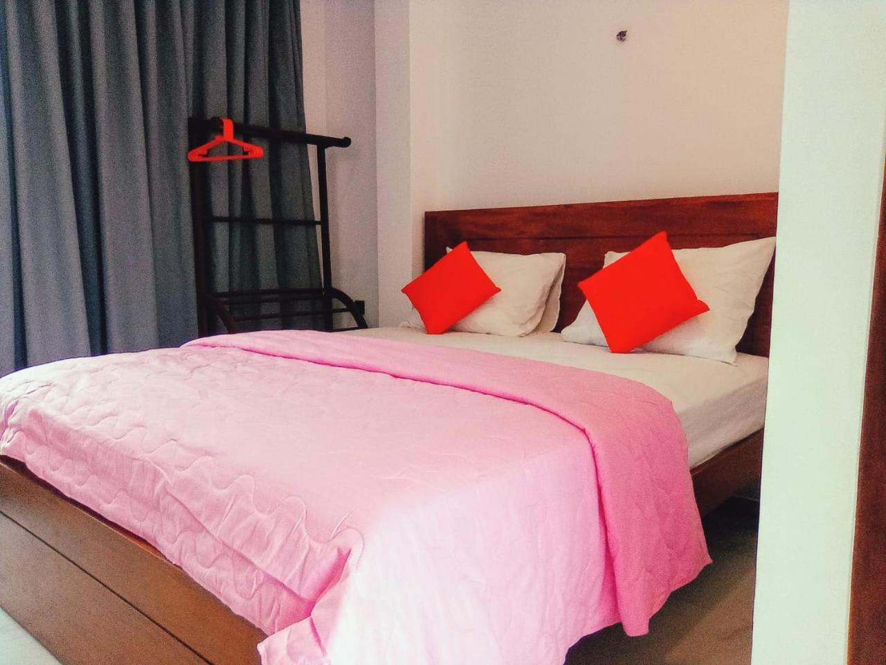 Blue Whales Hotel هيكادوفا المظهر الخارجي الصورة