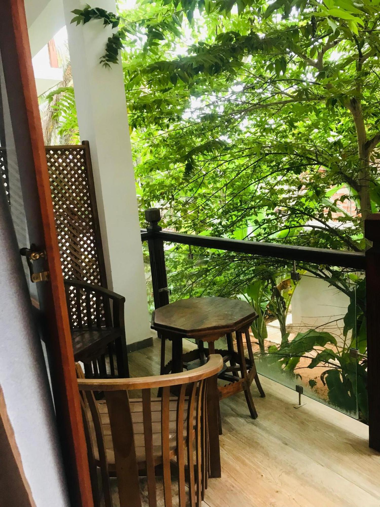 Blue Whales Hotel هيكادوفا المظهر الخارجي الصورة