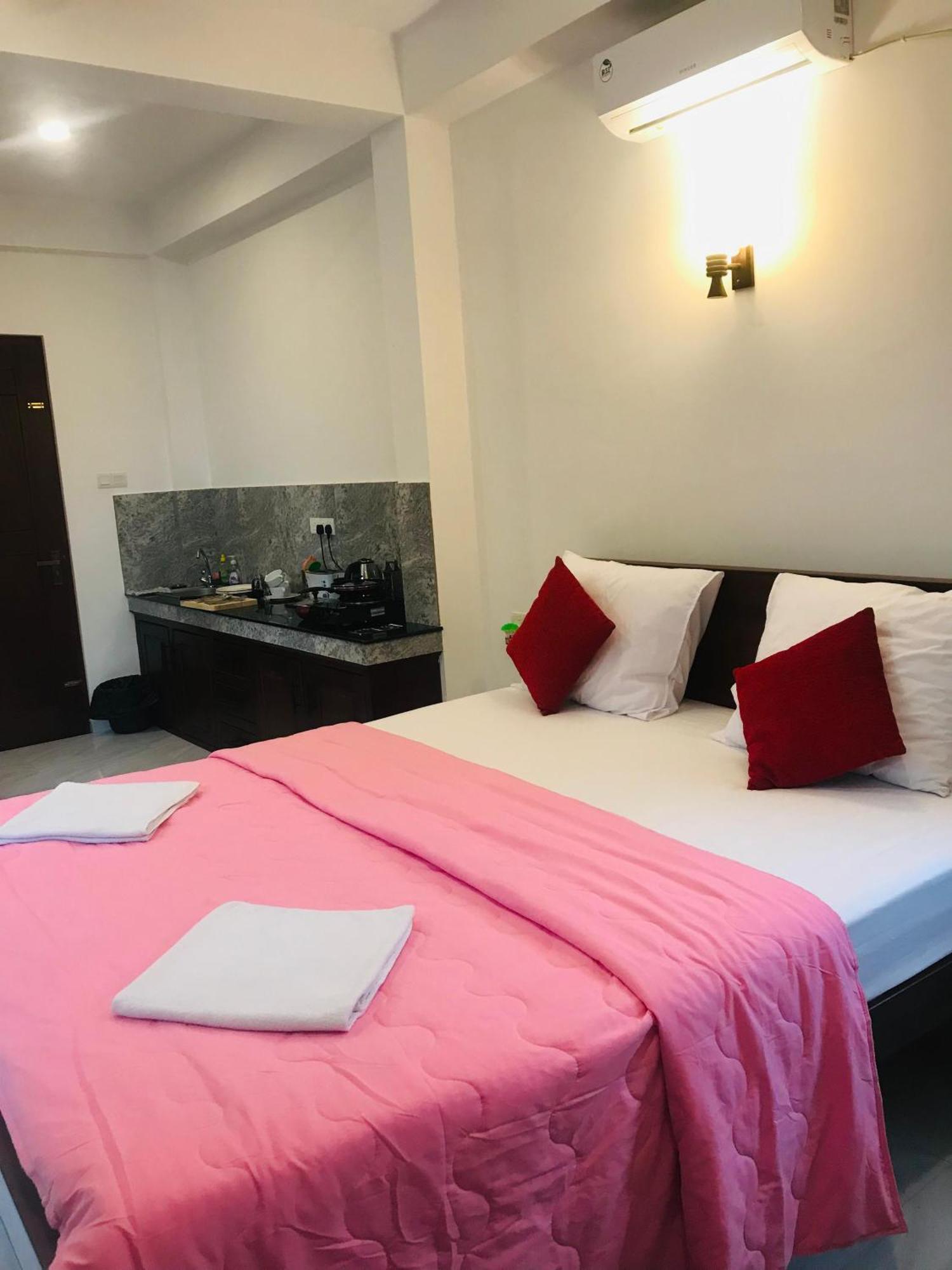 Blue Whales Hotel هيكادوفا المظهر الخارجي الصورة