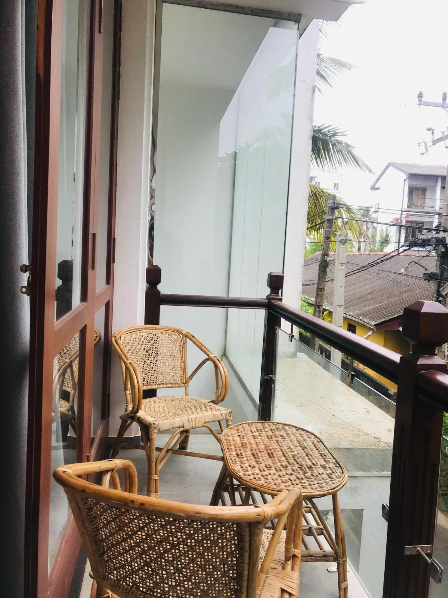 Blue Whales Hotel هيكادوفا المظهر الخارجي الصورة